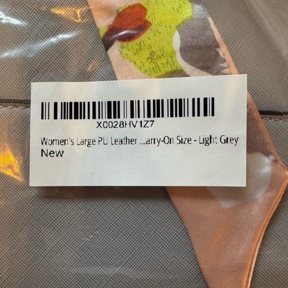 Ms Lovely WEEKENDER DUFFEL BAG WITH SATIN TIE - Picture 5 of 6